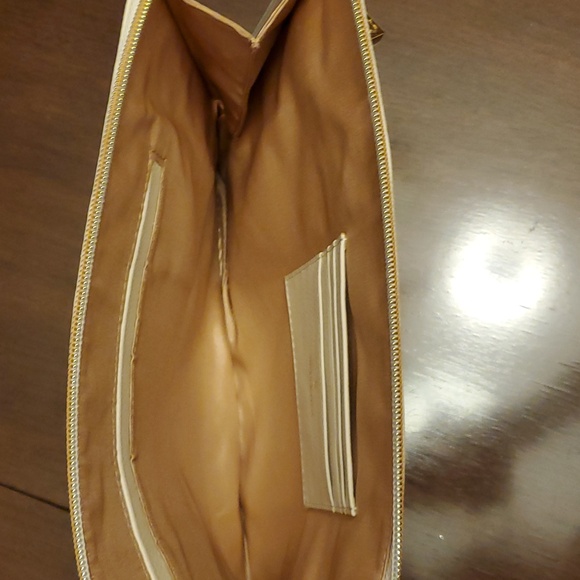 Ora Delphine Large Wristlet in Cream - Picture 11 of 11